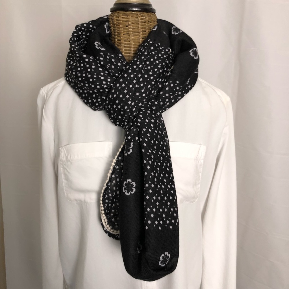 Loft Infinity Scarf - Picture 2 of 5